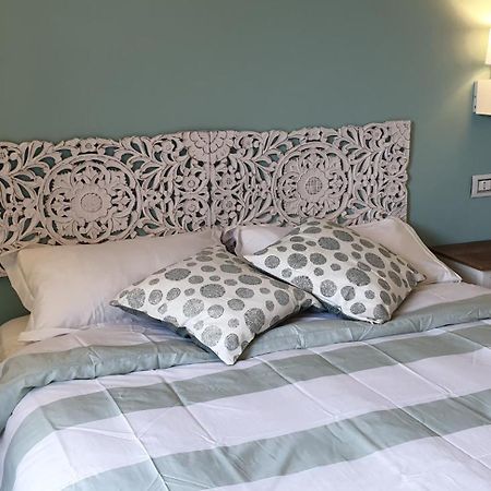150 Latomare Bed and Breakfast Marina Di Carrara Eksteriør billede